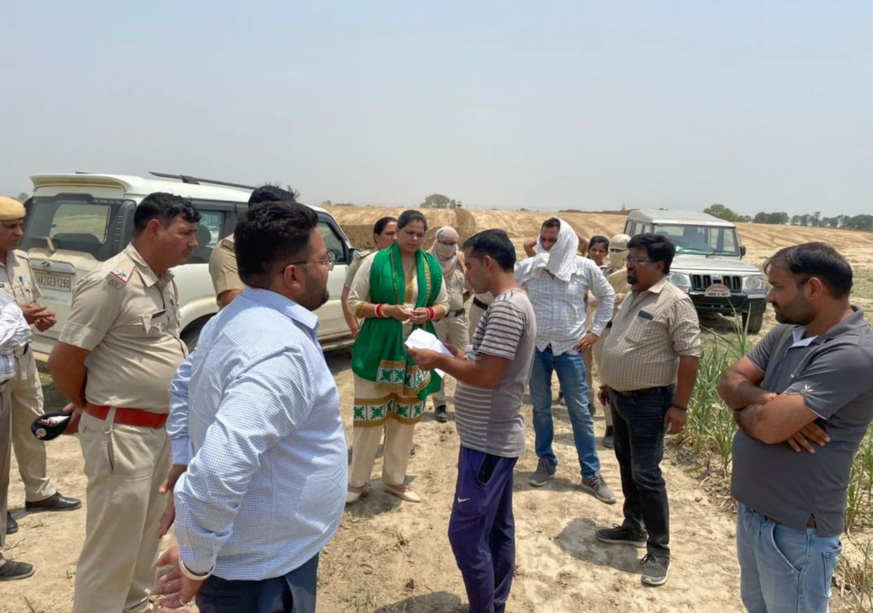 Construction of highway stopped for compensation