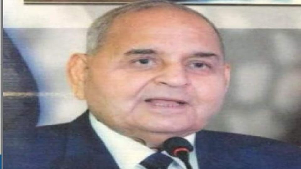 senior advocate Achal Sharma death in Agra