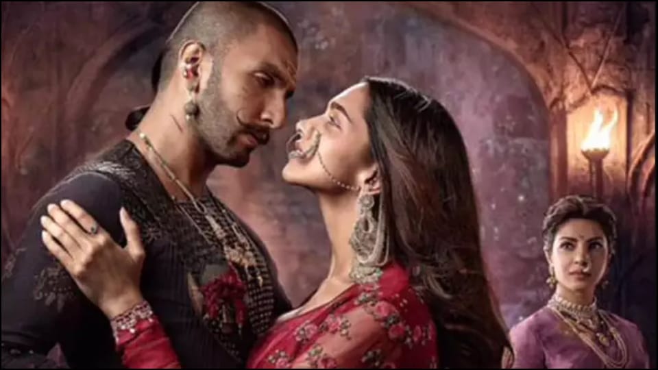 Happy birthday Ranveer singh know about actor bollywood career hit films per movie fee and income
