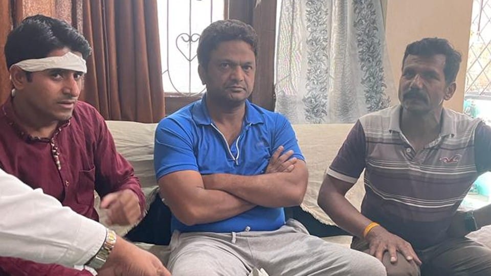 Ujjain Lokayukt News: Patwari was demanding a bribe of ten thousand for demarcation, Lokayukta arrested red-handed