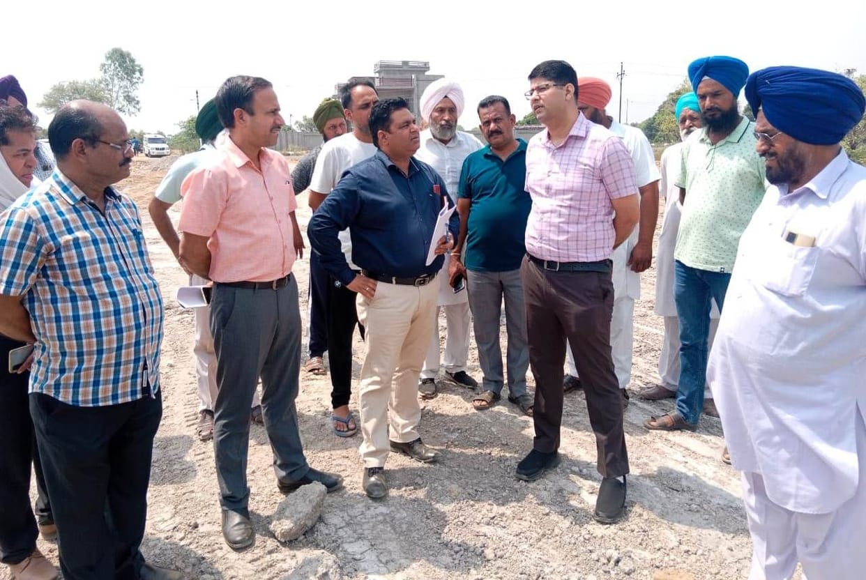 Deputy commissioner did surprise inspection in the area