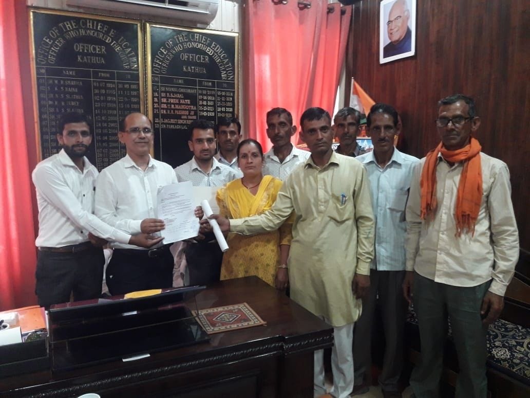 Demand for filling vacant posts in school