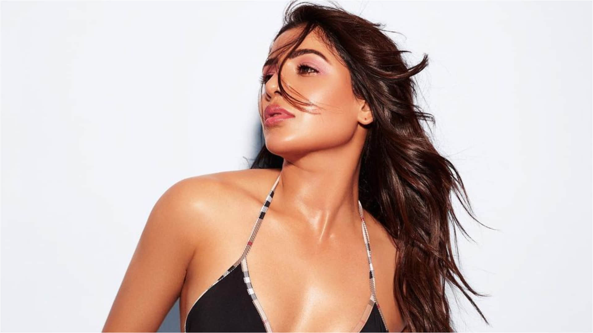 samantha ruth prabhu goes bold in ad shoot wearing bikini