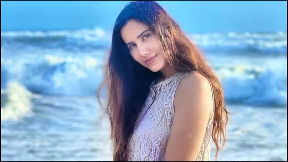 Pyar ka punchnama actress Sonnalli Seygall shared that she is tests covid19 positive