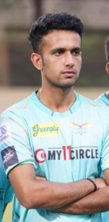 Silavar's splendor selected in Ranji team, family celebration