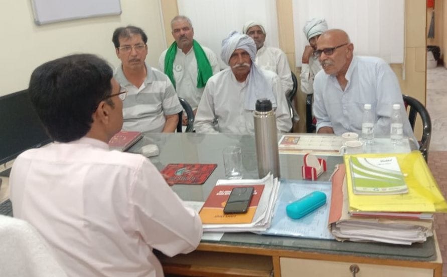 Bhakiyu furious for deducting installment of crop insurance from bank accounts