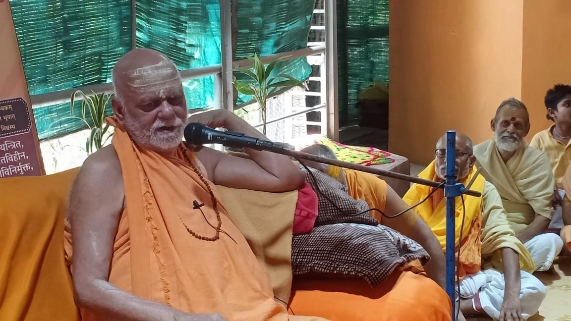 no one with rss Not a book: Swami Shallananda