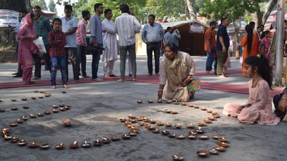 Kheer Bhawani Mela: Tulmula resonated with the cheers of Kheer Bhawani, Kashmiri Pandits prayed for peace