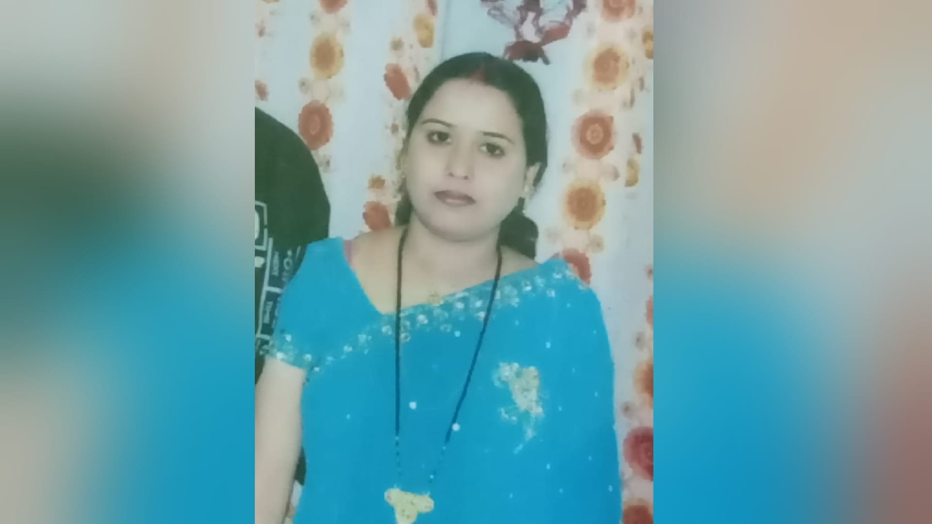 A child who killed her mother use to talk about spy films.