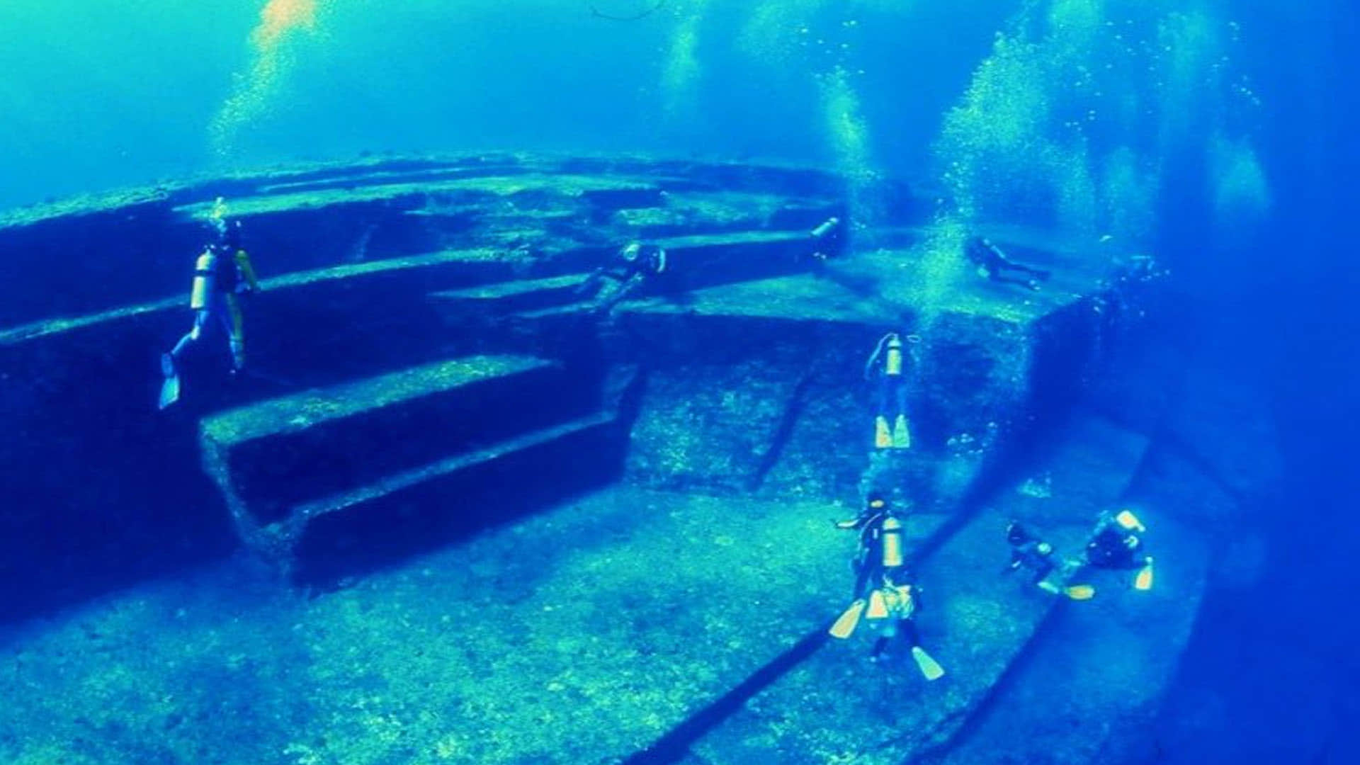 World Ocean Day: Most Mysterious Places in the Oceans Know More in Hindi