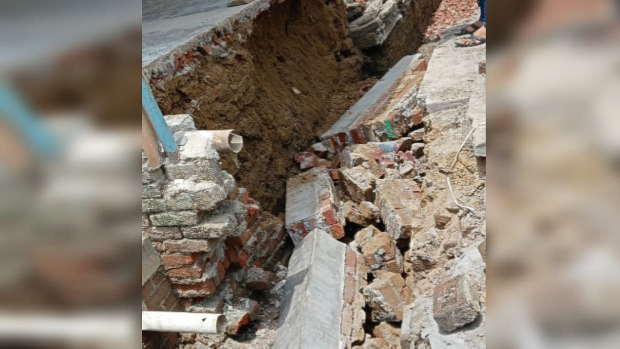 Meerut: worker died after wall collapsed during the excavation of the drain in Kithor