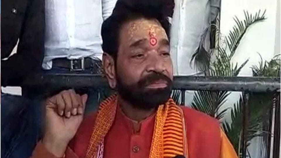 Mp Panchayat Chunav: Former minister Kusmaria's daughter-in-law was elected unopposed on Sakor Panchayat