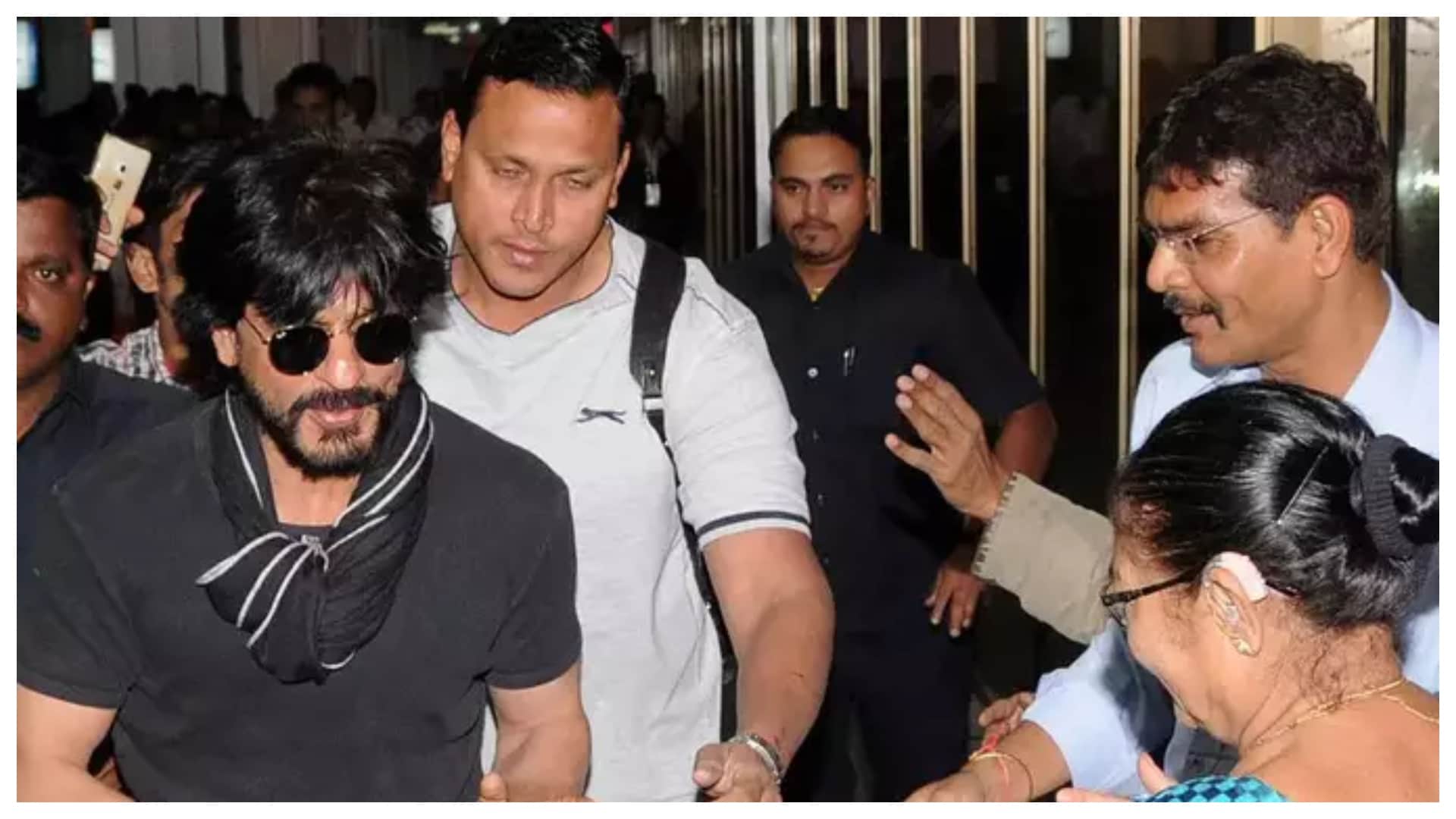 salman khan security: know about Shah Rukh Khan Aamir khan Amitabh Bachchan Akshay kumar bodyguards and their salaries