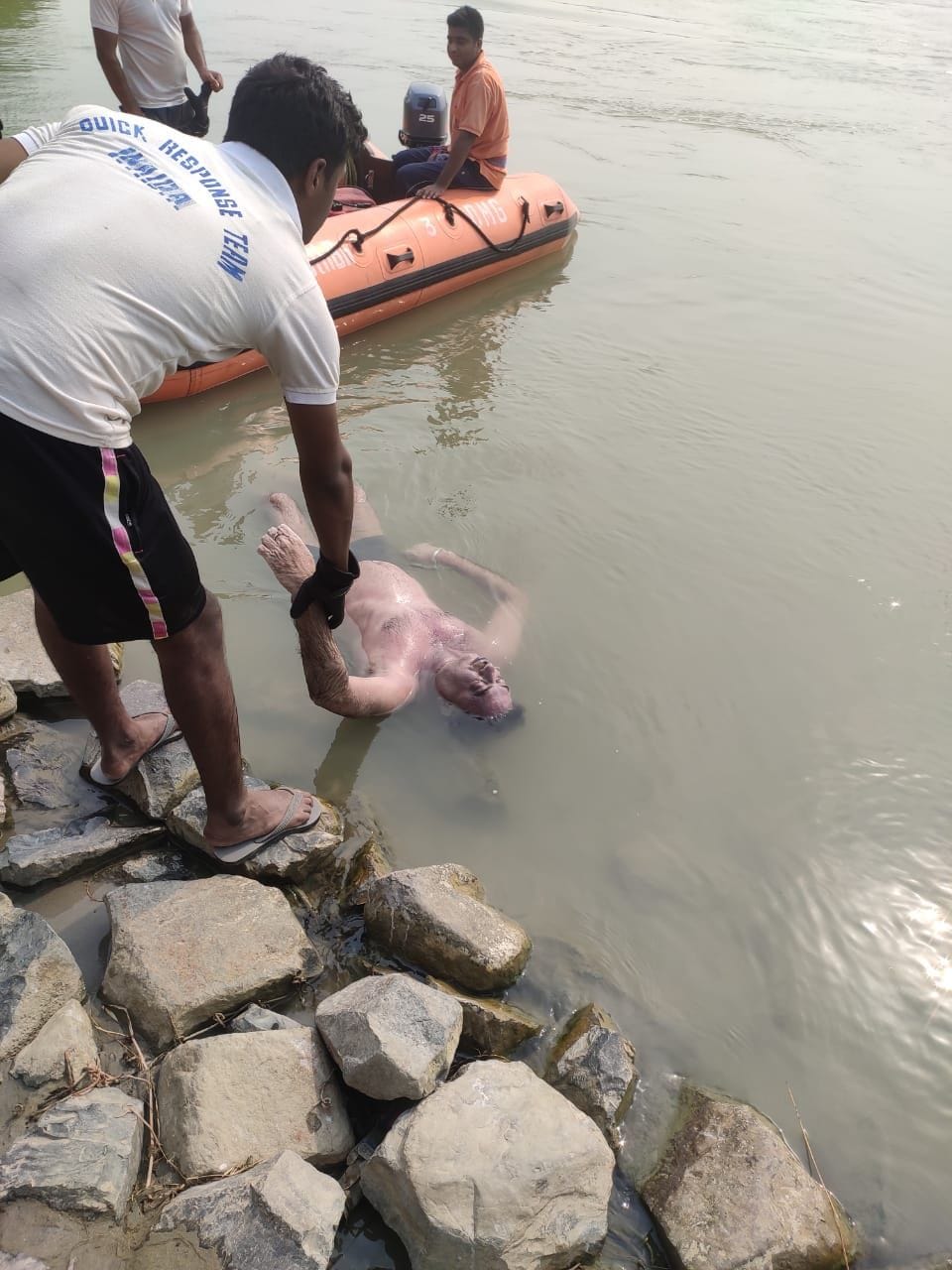 The businessman jumped into the Ganga to save his nephew from drowning