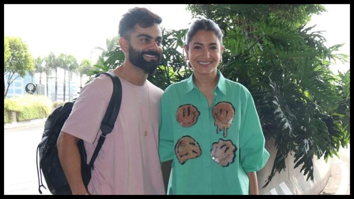 Anushka Sharma Virat Kohli Spotted hand in hand at mumbai airport