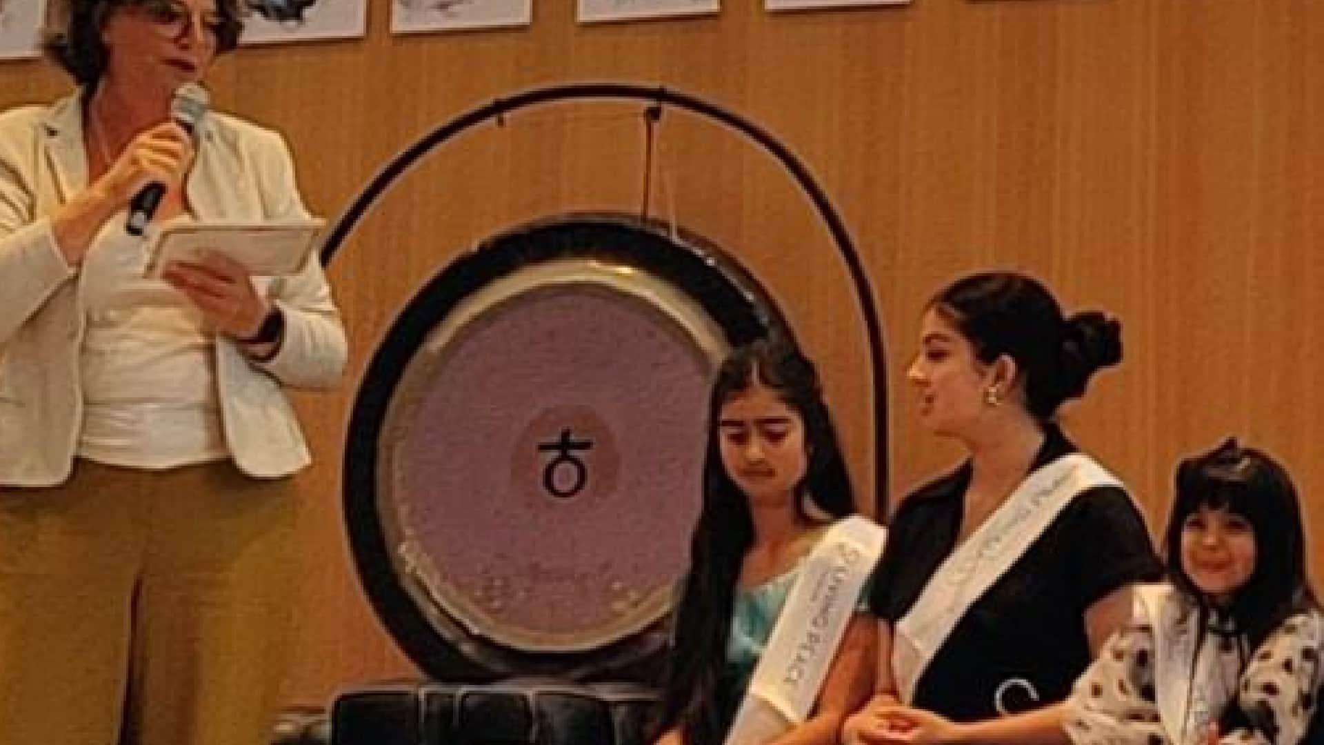 Five year old Samar of Ajmer gave message of saving water in Netherlands