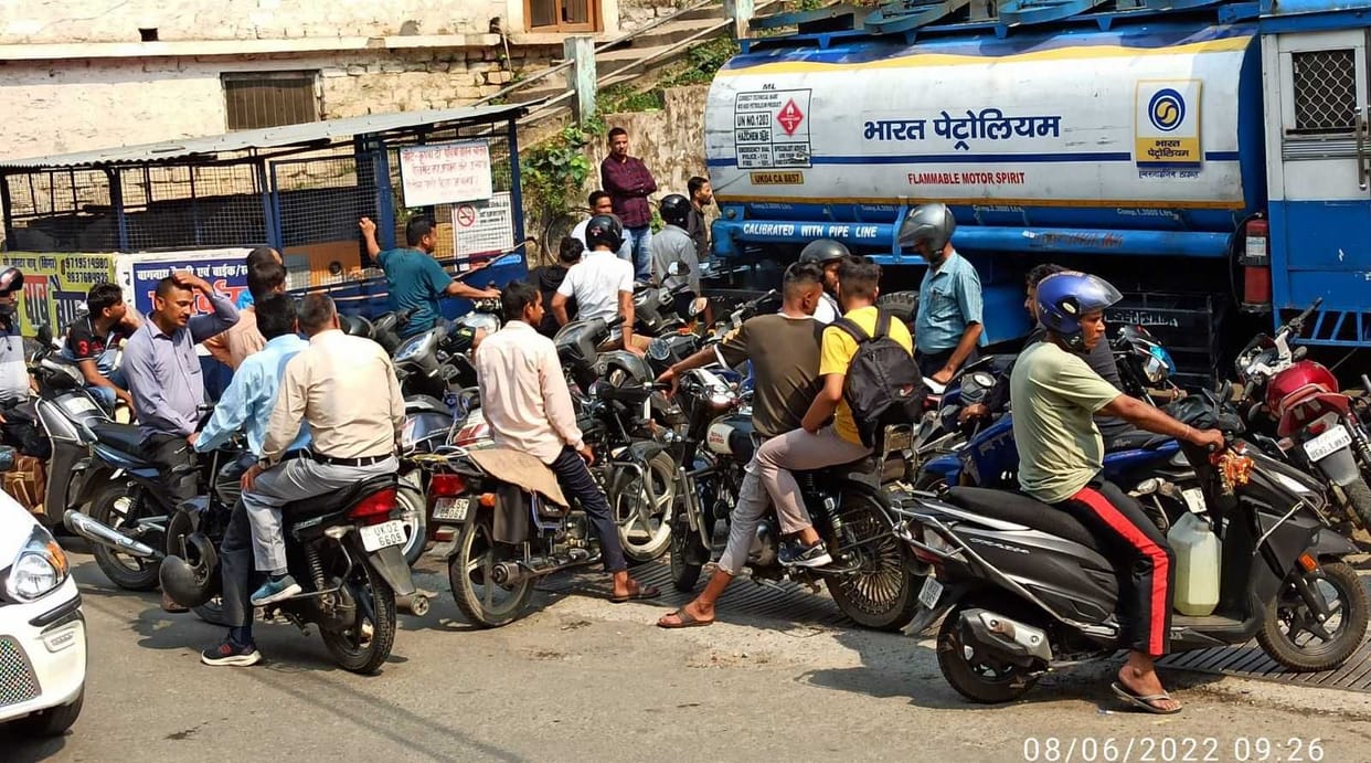 petrol stock ends In Bageshwar Petrol pump