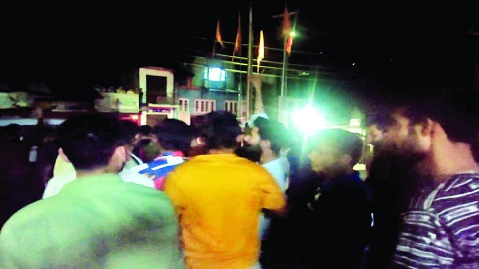 Jammu Kashmir Communal Tention Curfew imposed in Bhadrwah Internet Suspended Details In Hindi