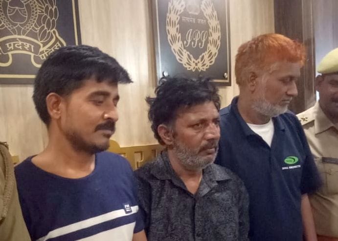 Three thieves of interstate gang arrested, 12 lakh recovered