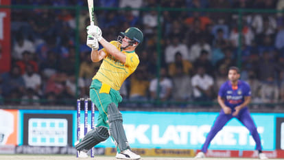 India vs South Africa 1st T20: First Time Seven players have hit three or more sixes in a single T20 match; Shreyas Iyer Equals Aaron Finch Record, Wayne Parnell, David Miller and Rassie Van Der Dussen Record