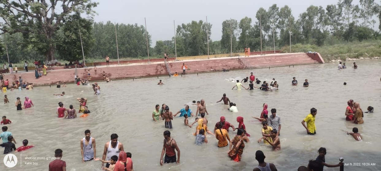 Devotees take a dip in Kuankheda Sangam and Yamuna