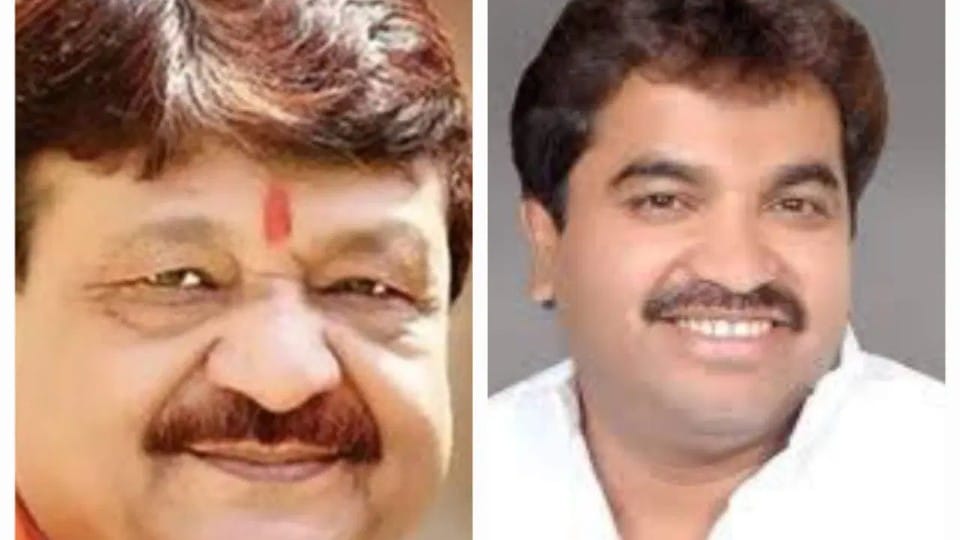 Indore News: Vijayvargiya said that Sanjay is still a child, Shukla's answer - I am a child for Indore, this city is my family, Congress composed a song