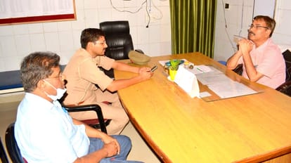 Gang of thieves active in district hospital in Hardoi, Now the stolen Hearse, two ACs and bikes have been stolen