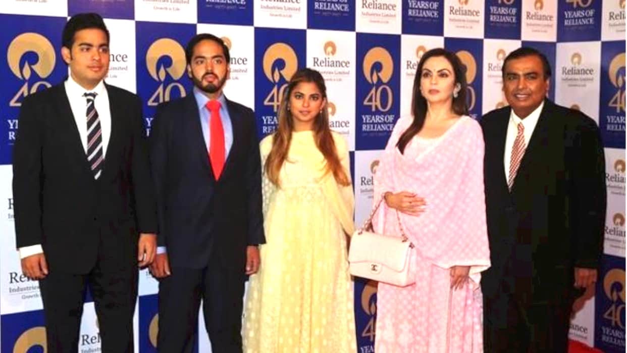 Today's Celebrity Lifestyle Mukesh Ambani children luxury lifestyle Know Who Has a Palace and owners of crores