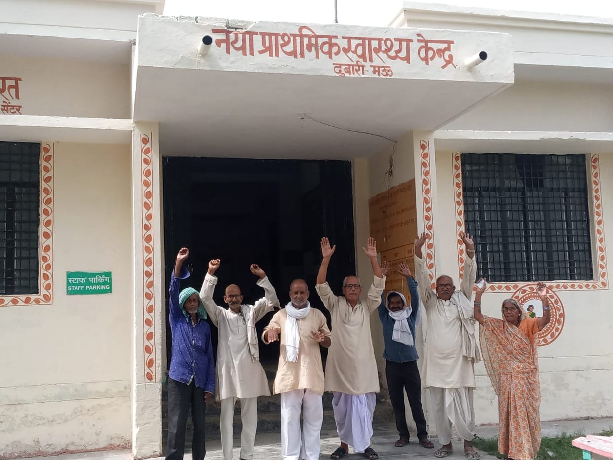 Angry villagers demonstrated for not having a doctor