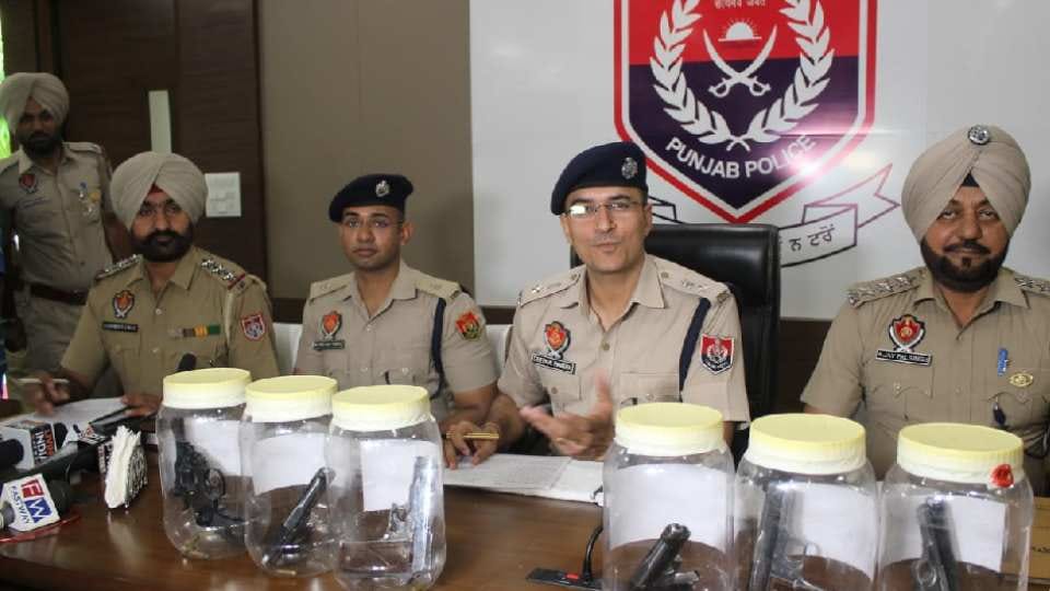 Patiala Police arrested two people with weapons
