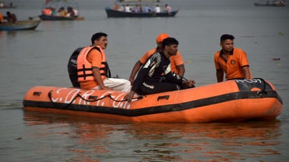 Bodies of two more students drowned in Sangam recovered