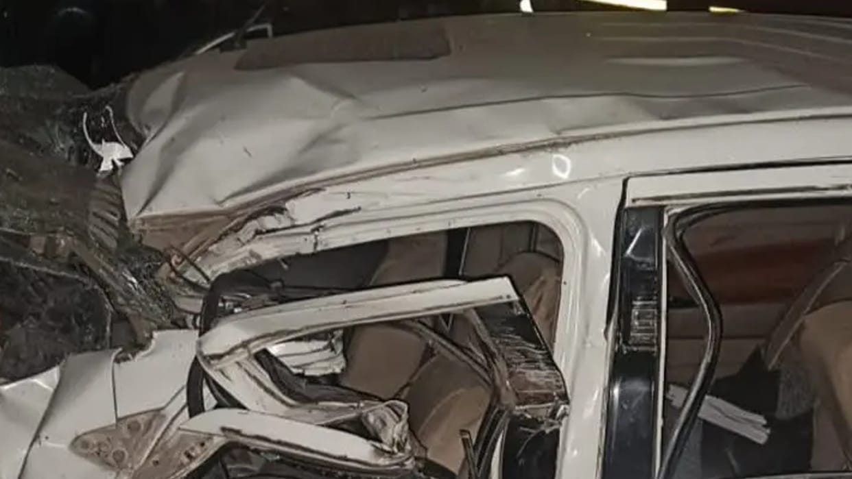three died due to collision between car and truck in Bikaner