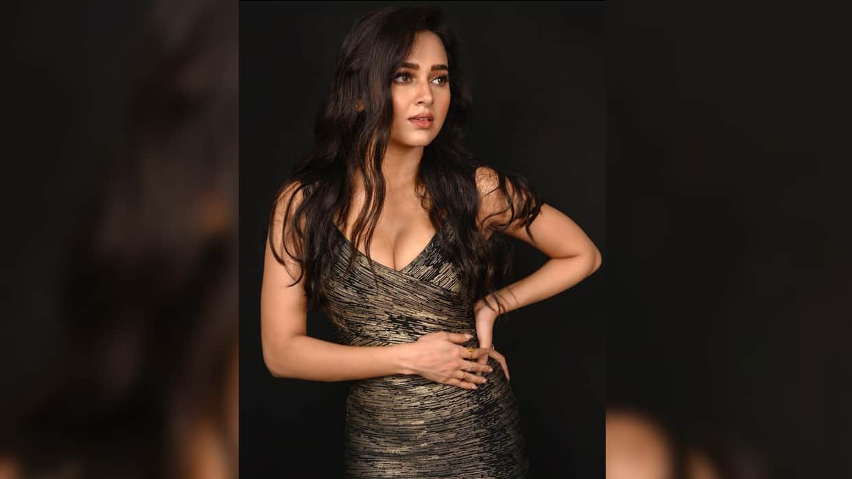 Happy Birthday Tejasswi Prakash Bold Photos Images Photoshoot