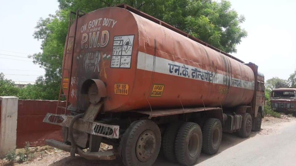 ganja smuggling in film Pushpa style three smugglers arrested in Agra