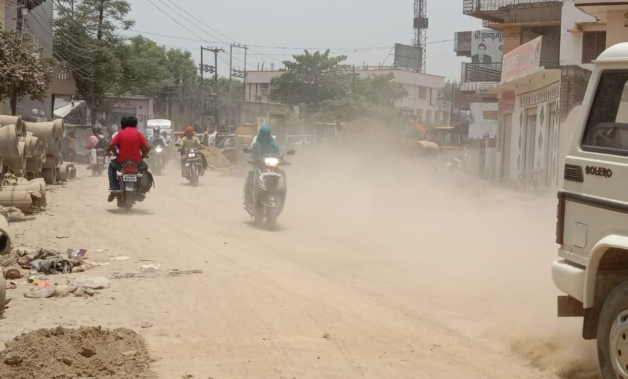 Roads are not being built by putting sewer line, health is deteriorating due to dust