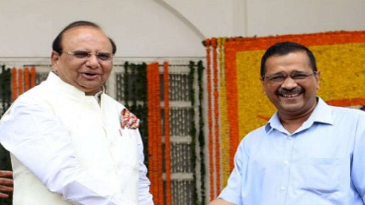 cm kejriwal instructs officials to make najafgarh drain a tourist spot