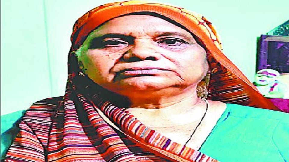 Kargil martyr's mother alleges oil mafia wants to capture petrol pump complaint to ADG  