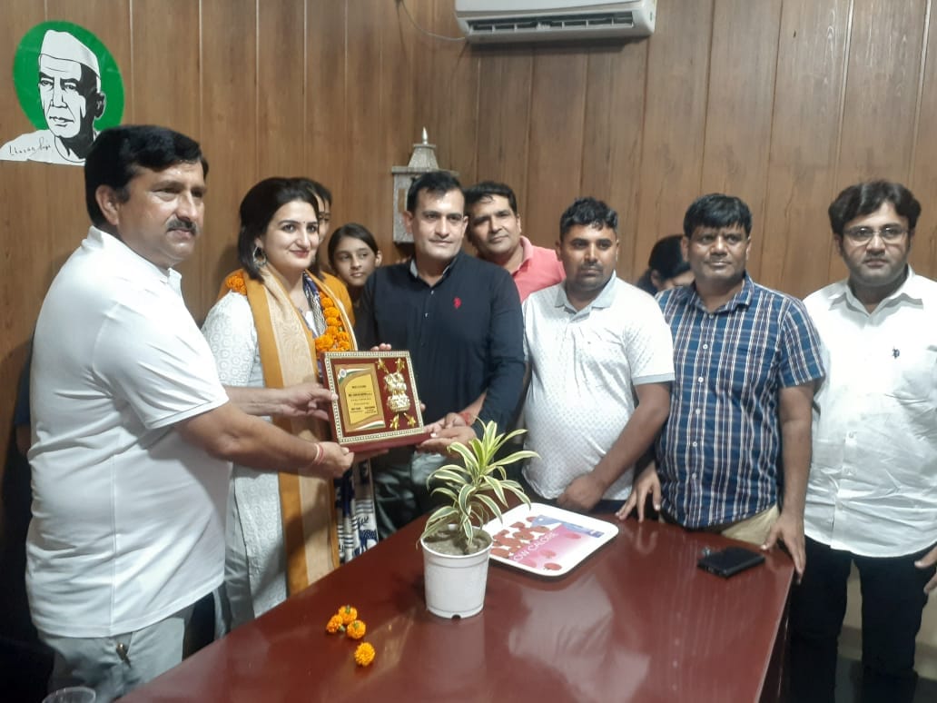 Daughters are not weak, trust yourself: Ishita Rathi