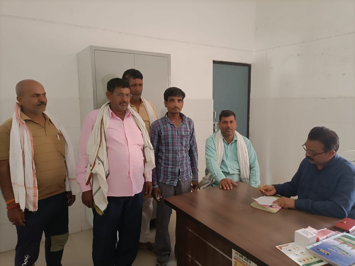 Health Services of Bela Hospital with the help of a doctor