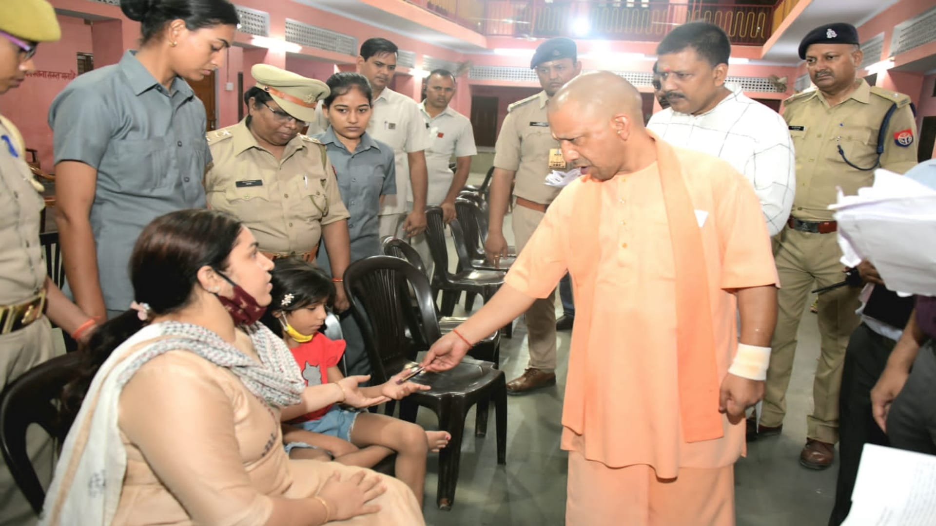 CM Yogi Adityanath listened to complaint in janata Darbar