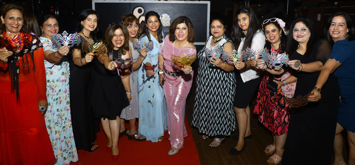 Women did ramp walk by wearing masks on their eyes, danced fiercely on Bollywood songs