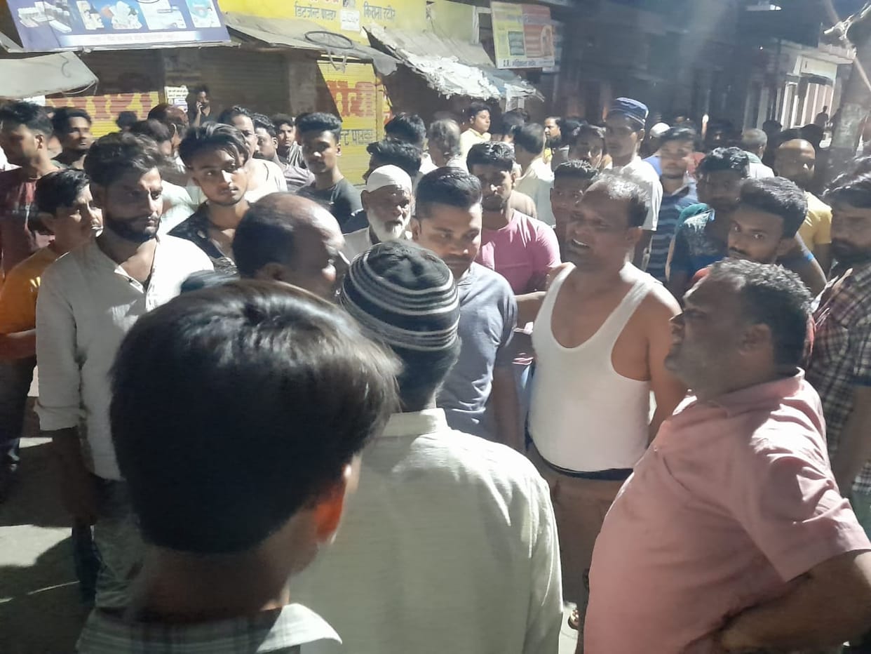 Teenager who went to see Urs dies in railway accident