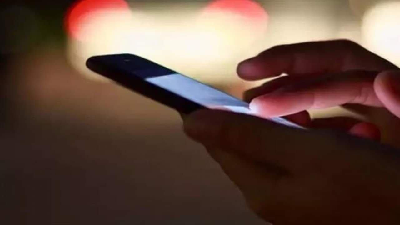 Delhi Crime News Jeweler became a victim of sextortion