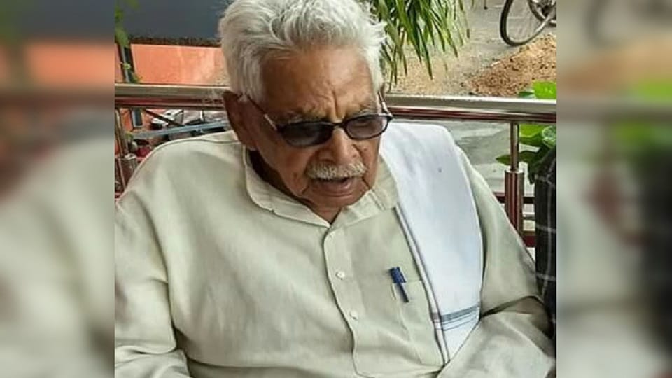Lucknow: Padmashree Baba Yogendra, the inspiration of budding artists, passed away, breathed his last in Lucknow.