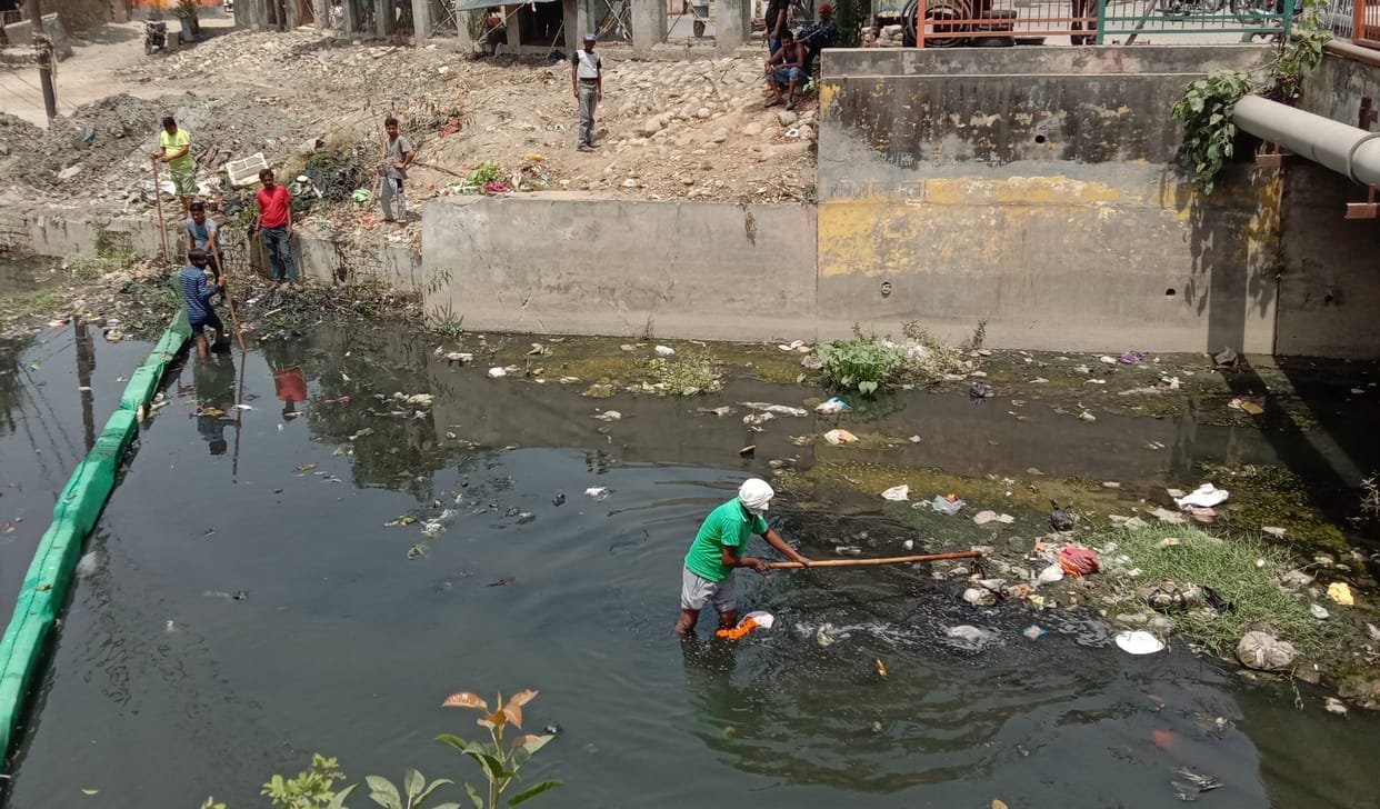 Instead of taking it out, the waste was thrown in the river itself.