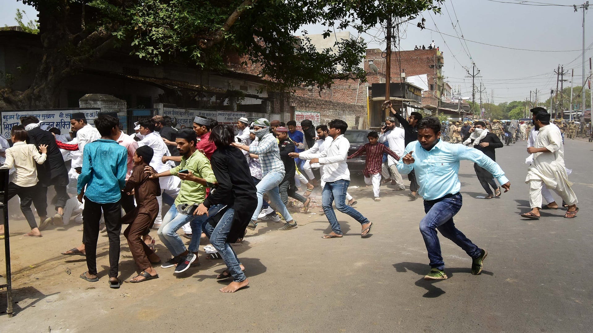 Prayagraj Violence Attackers Had Brought Petrol And Matches And Bombs