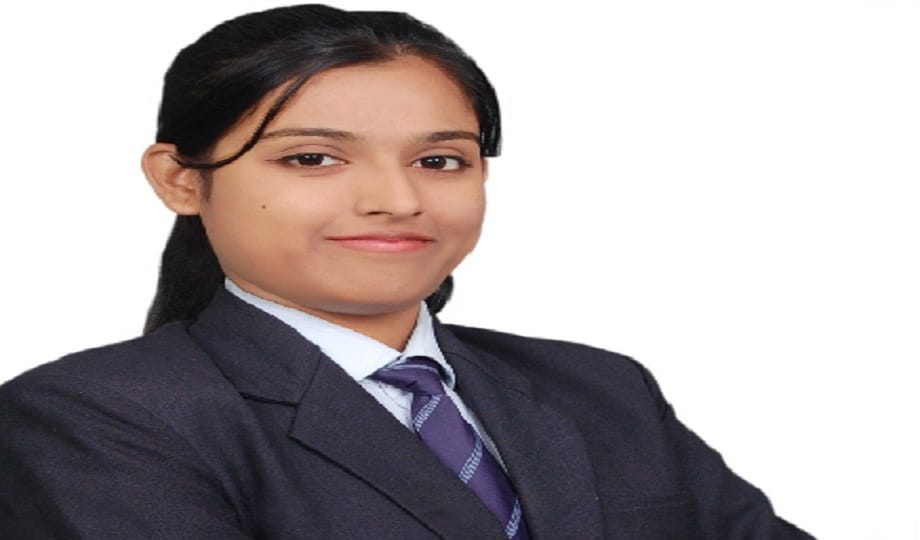 campus placement : Farmer's daughter selected in US company on annual package of 23 lakhs