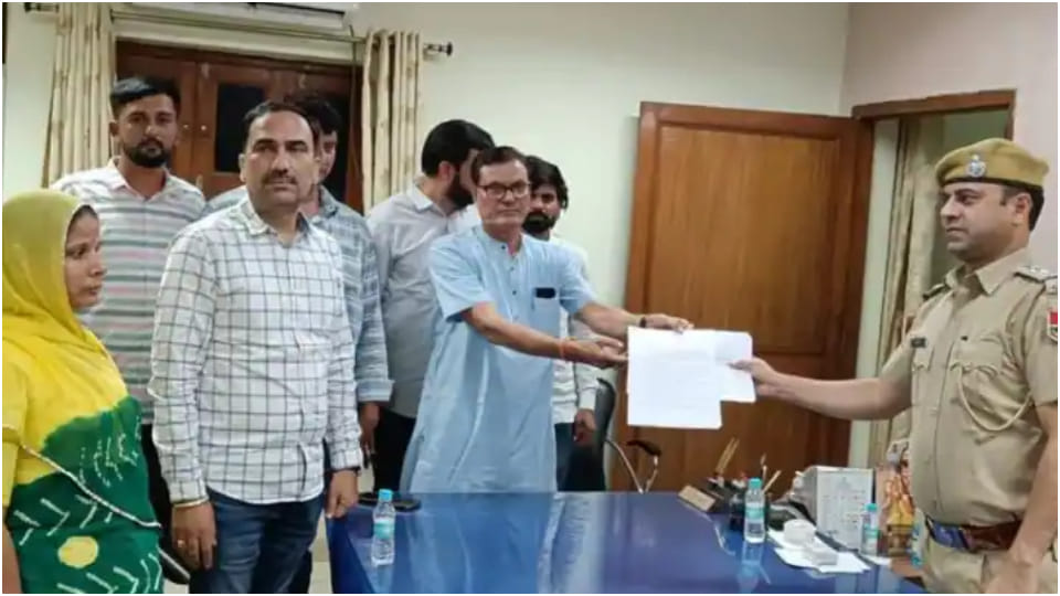Case registered against AAP state in charge Vinay Mishra three RLP MLAs reached police station