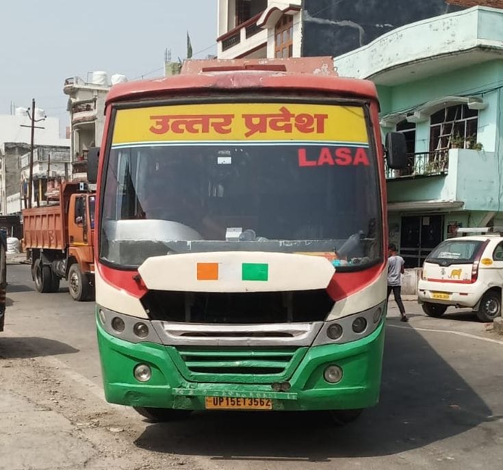 Transport department team caught Daggamar bus in Ramnagar