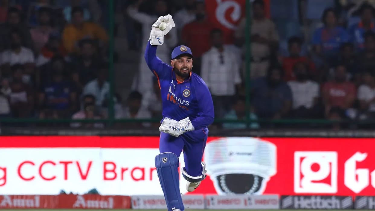 Rishabh pant becomes Second indian captain to loose their first t20 Match after virat Kohli